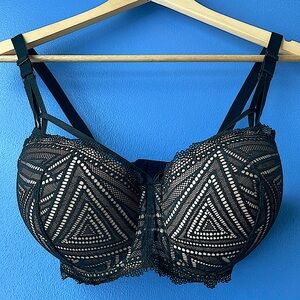 NWOT 30H support bra black and nude strap detail ADORE ME molded shell cups